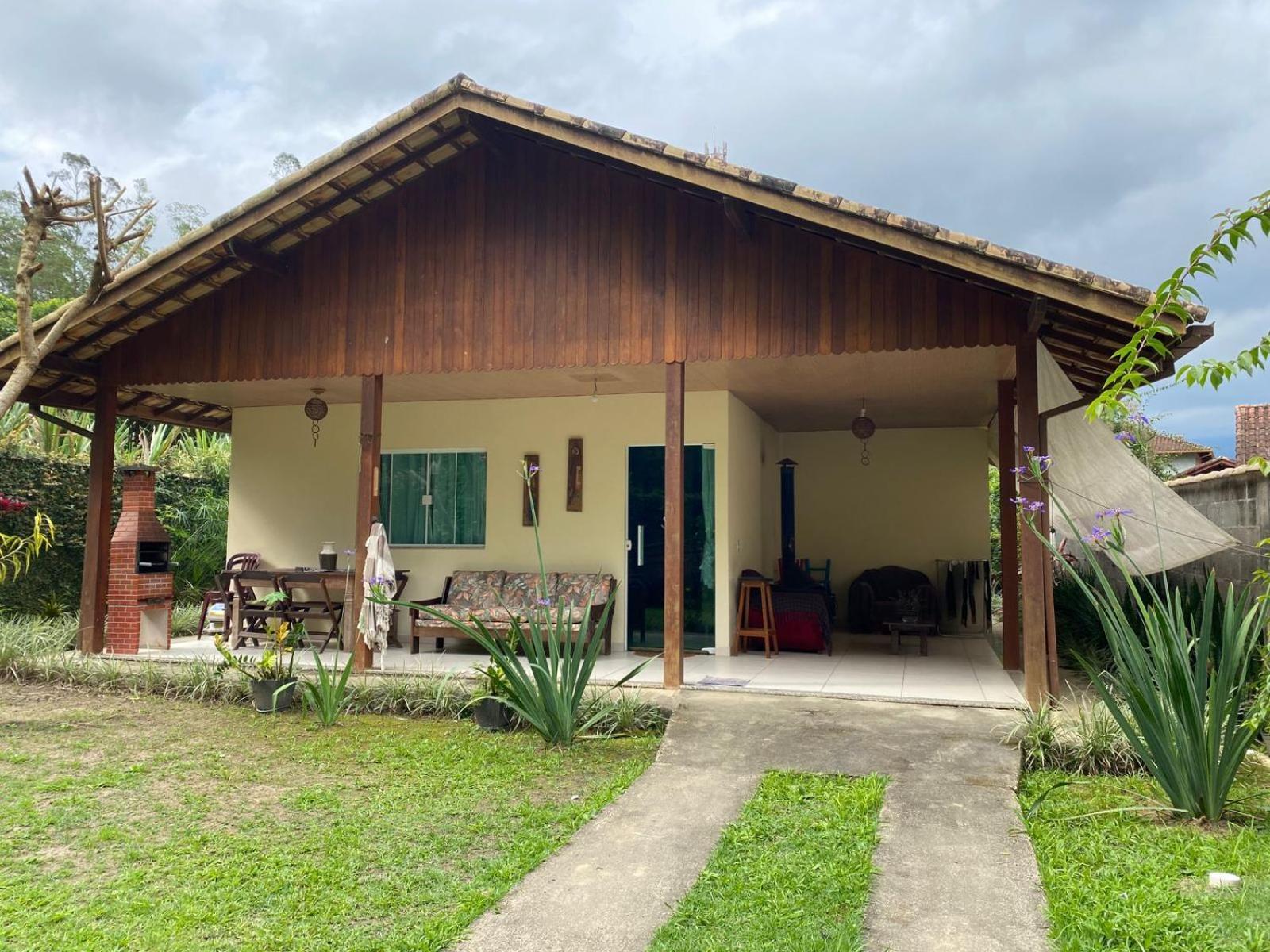 Lumiar casa solar temporada com 3 quartos sendo um suíte arejada, jardim a 700m do centro Exterior foto